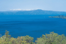 十和田湖(小坂町)