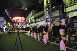 毛馬内の盆踊り(鹿角市)